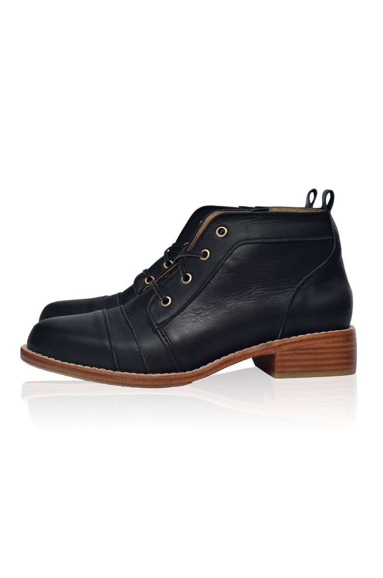 passage lace up boots by Selfnex