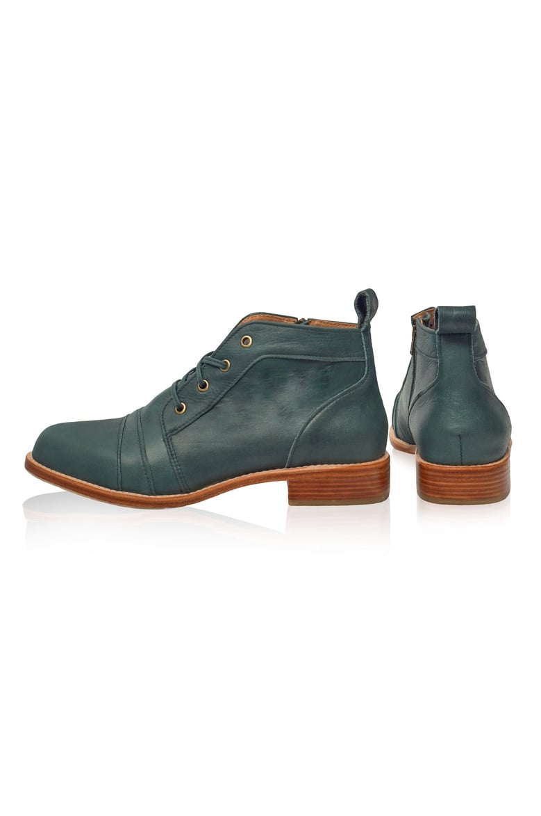 passage lace up boots by Selfnex