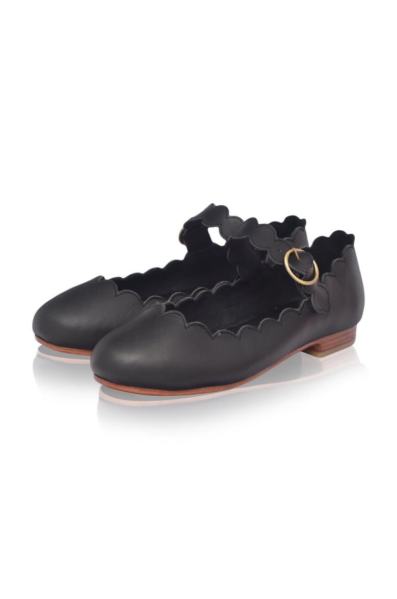 mia rosa scalloped mary jane flats by Selfnex