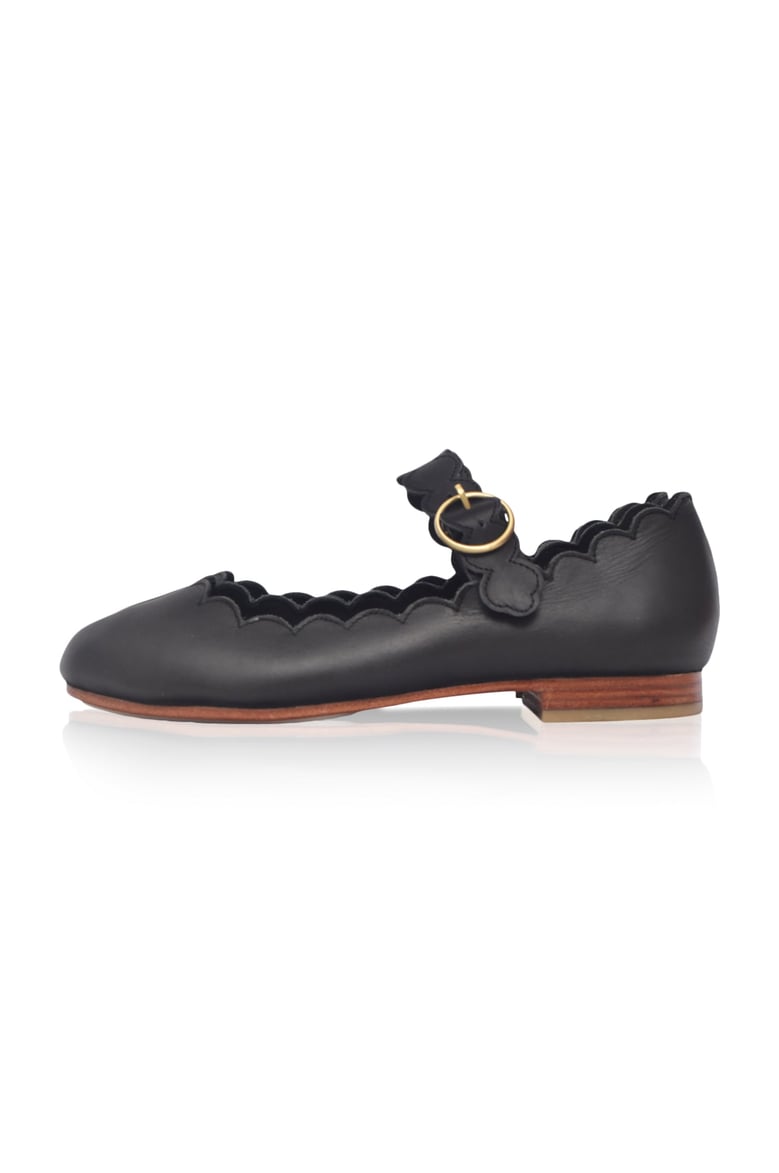 mia rosa scalloped mary jane flats by Selfnex
