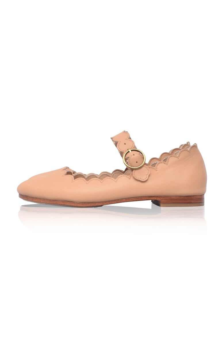 mia rosa scalloped mary jane flats by Selfnex