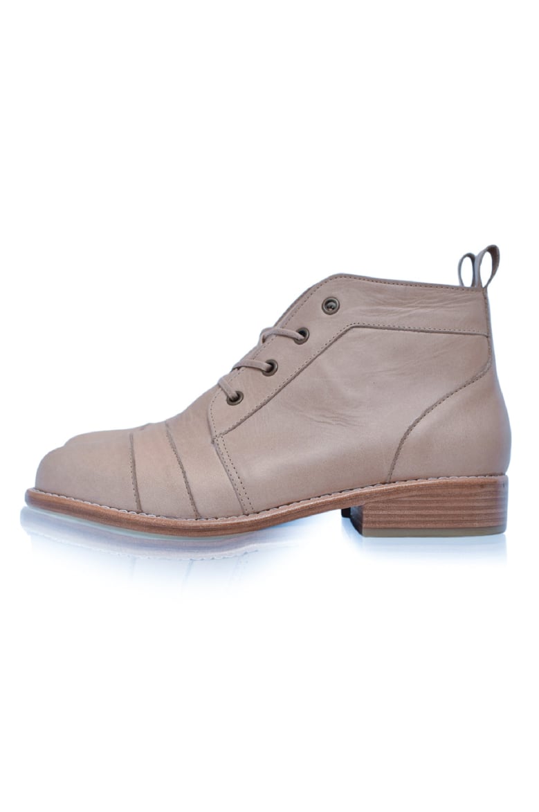 passage lace up boots by Selfnex