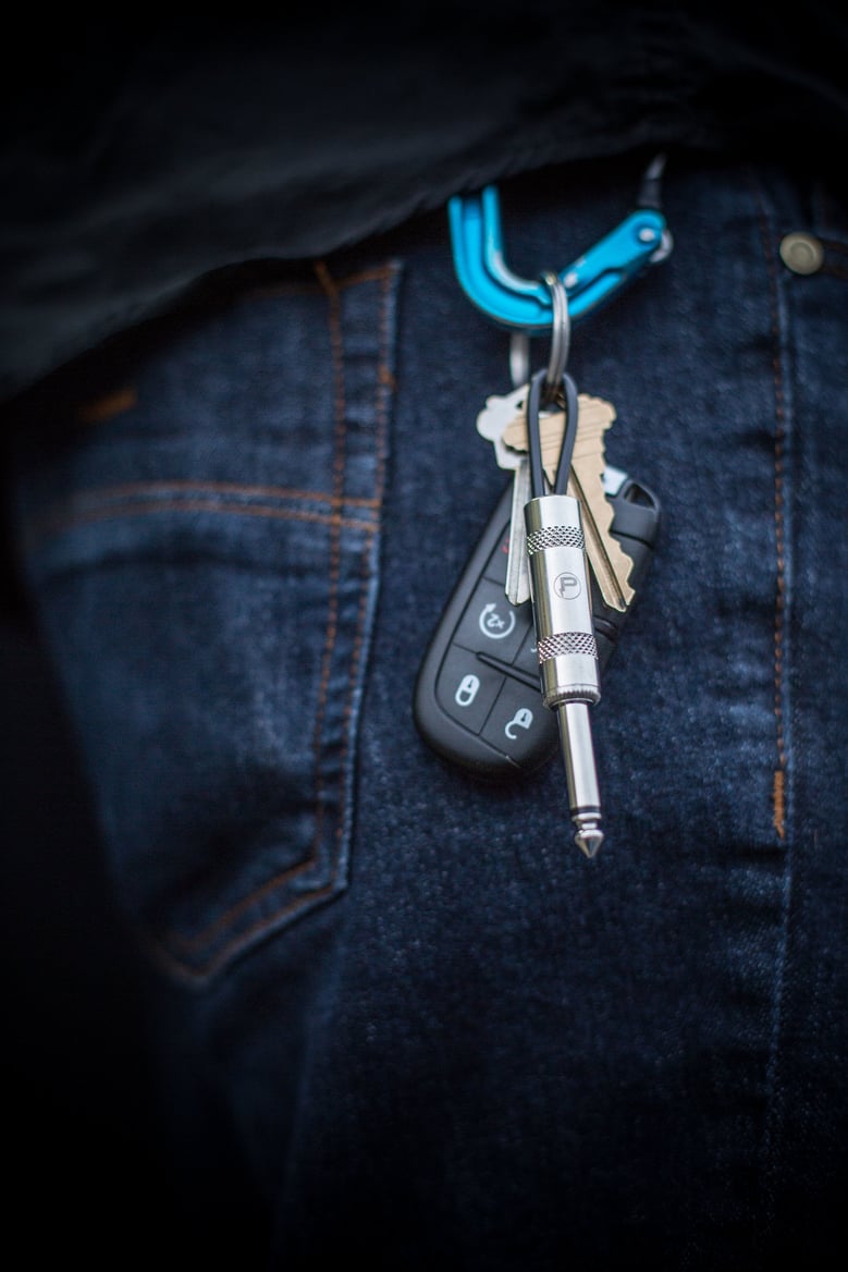 pluginz guitar plug keychain by Selfnex