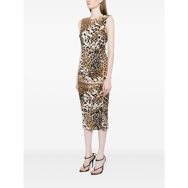 dress sleeveless mid-length brown by Selfnex