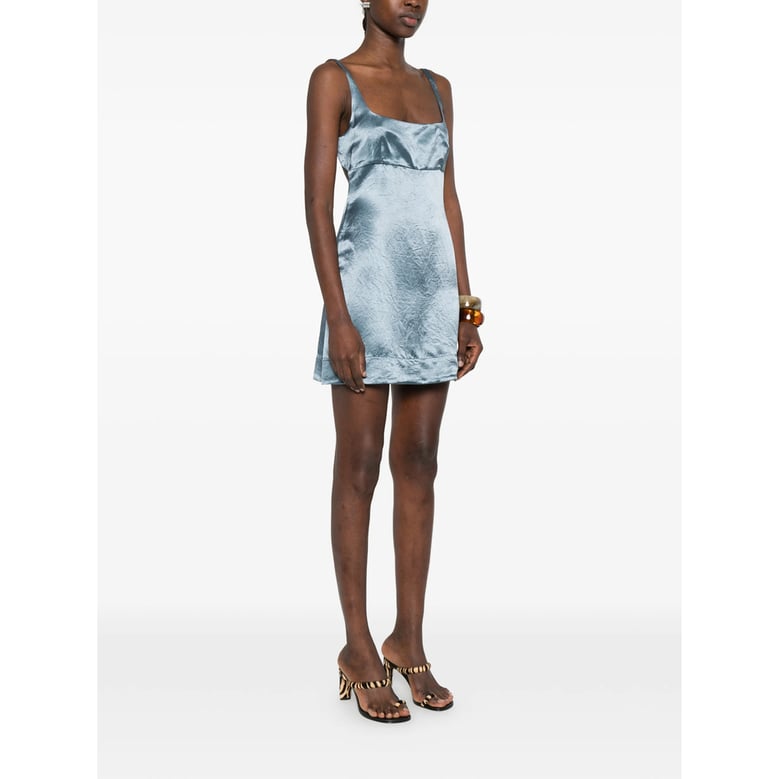 dress with square neckline by Selfnex