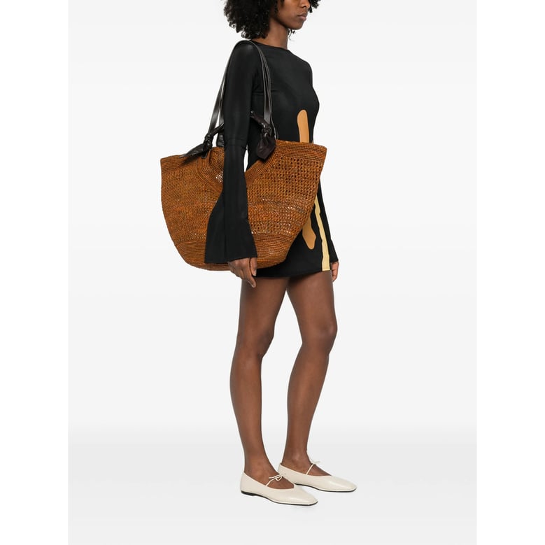woven design top handle bag by Selfnex