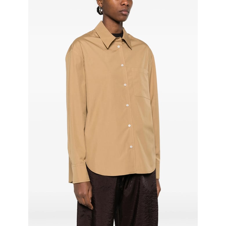 shirt with point collar and curved hem by Selfnex