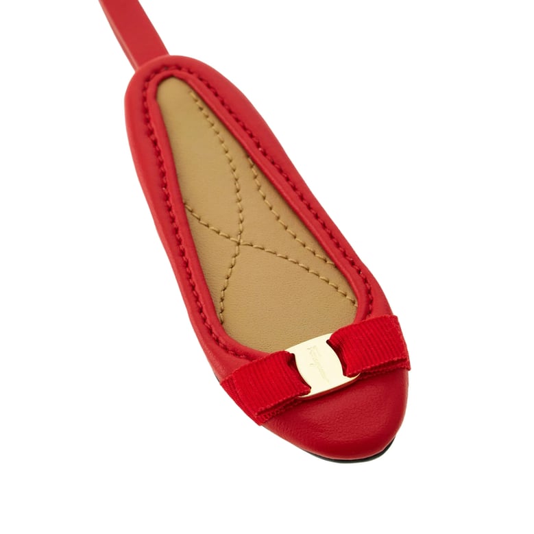 ferragamo keyring with grosgrain bow by Selfnex