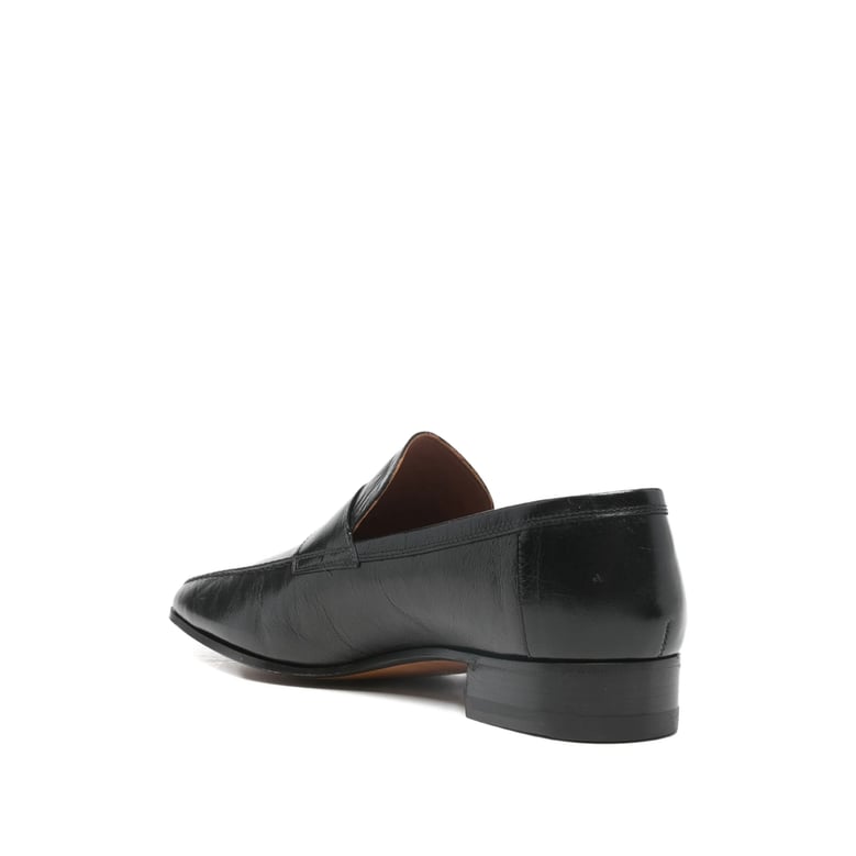 black slip-on shoes with square toe by Selfnex