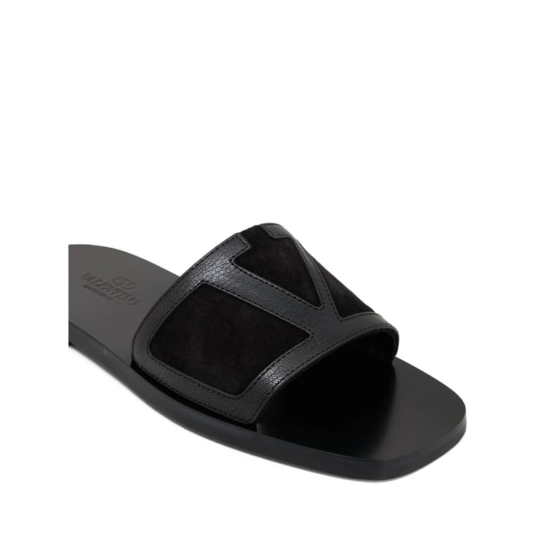 sandals valentino garavani black by Selfnex