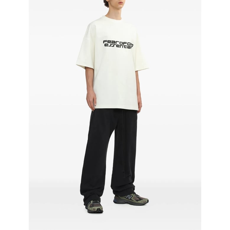 t-shirt essentials beige by Selfnex