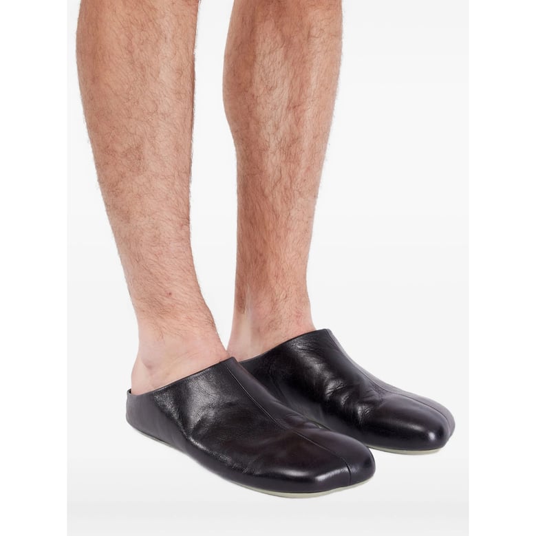 black flat sole square toe slippers by Selfnex