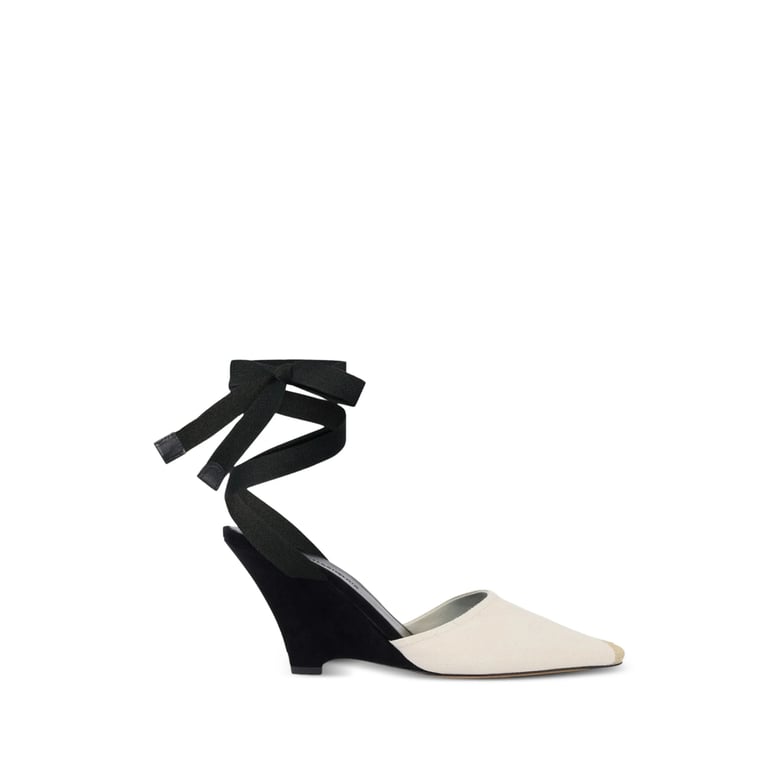 boots pointed toe black/neutrals by Selfnex
