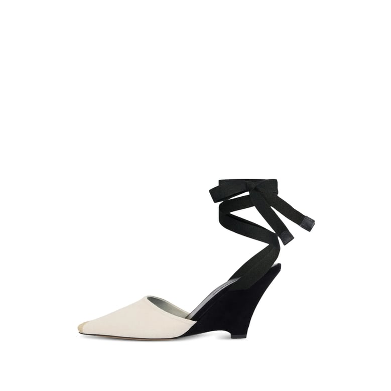 boots pointed toe black/neutrals by Selfnex