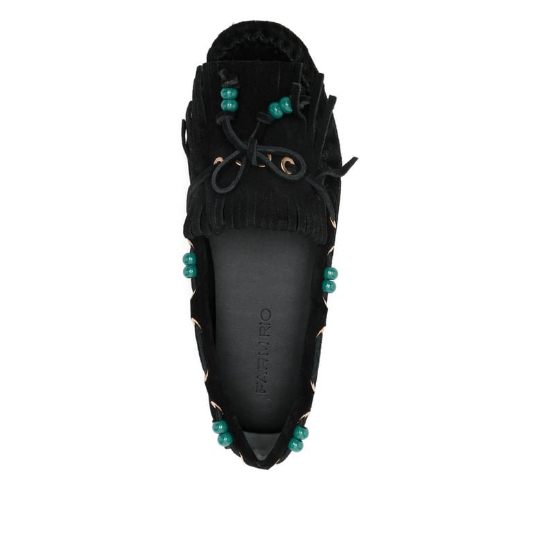black slip-on fringe shoes by Selfnex