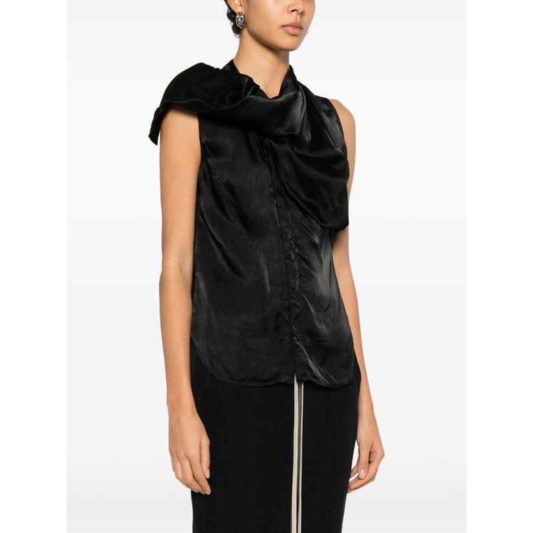sleeveless crew neck top with asymmetric hem by Selfnex