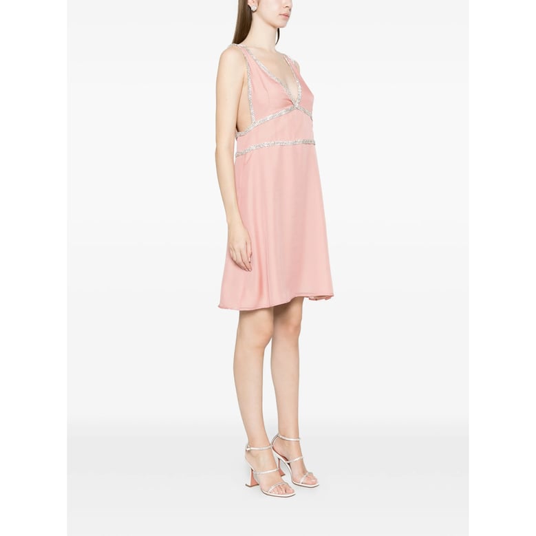 dress v-neck pink by Selfnex