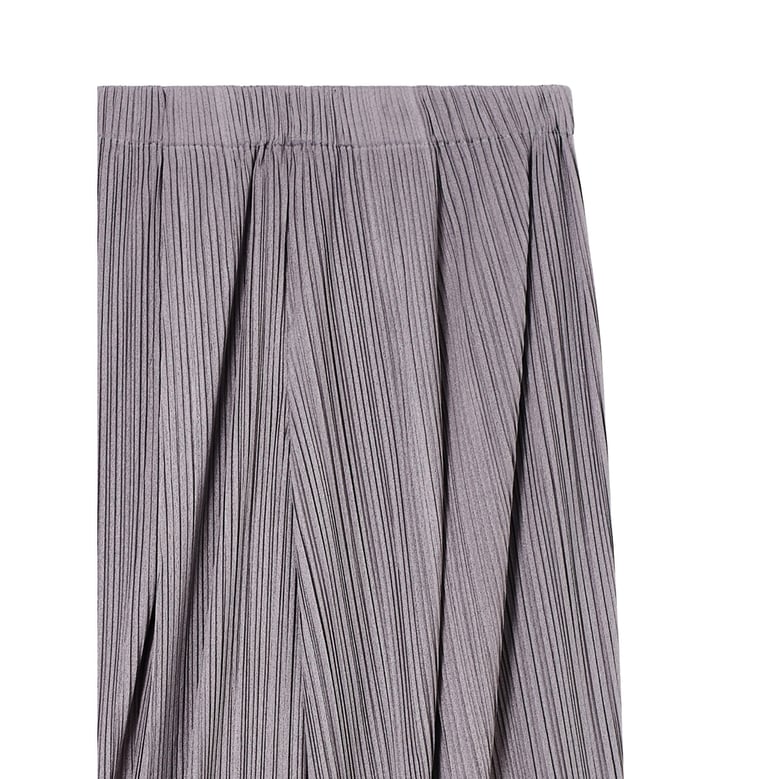 pleated wide leg trousers by Selfnex