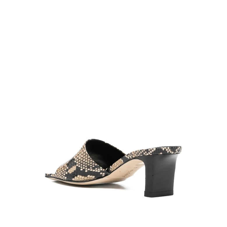 boots jessie square toe neutrals/black by Selfnex