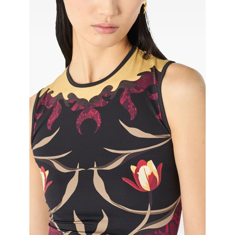 sleeveless top black by Selfnex
