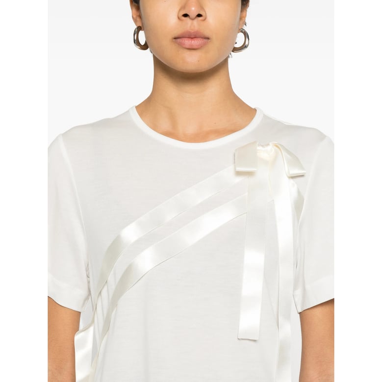 sash bow t-shirt with round neck by Selfnex