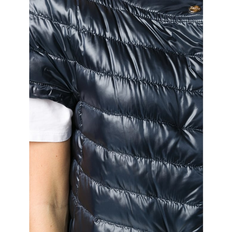 short-sleeved down jacket by Selfnex