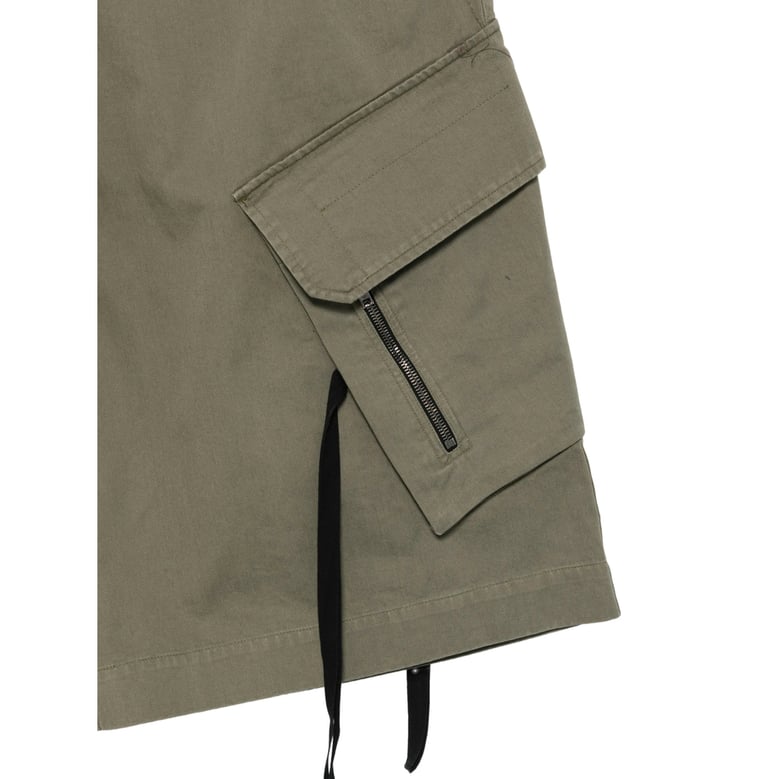 cargo shorts green by Selfnex