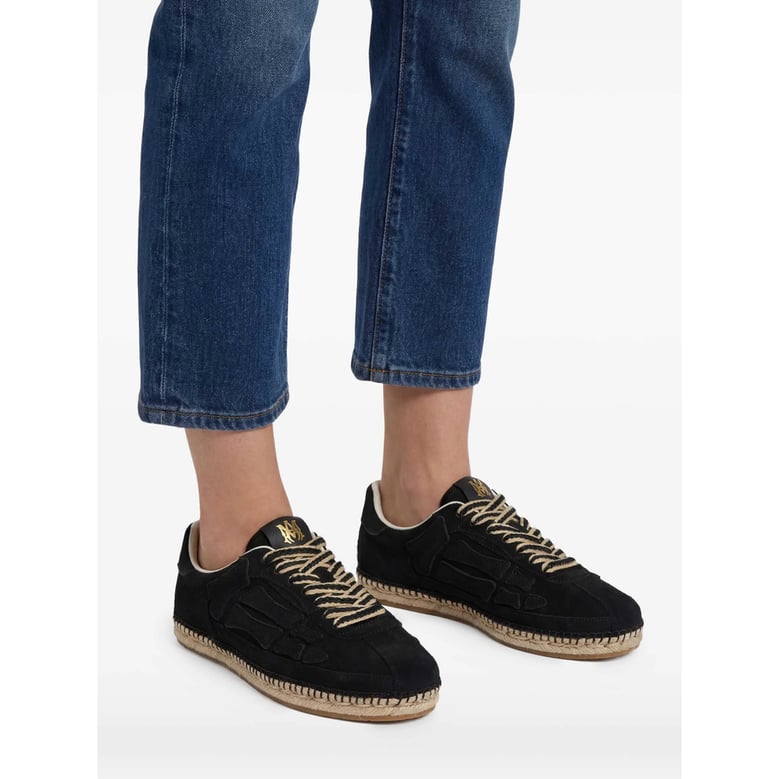 lace-up low top shoe by Selfnex