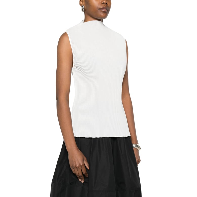 pleated off-white pant co by Selfnex