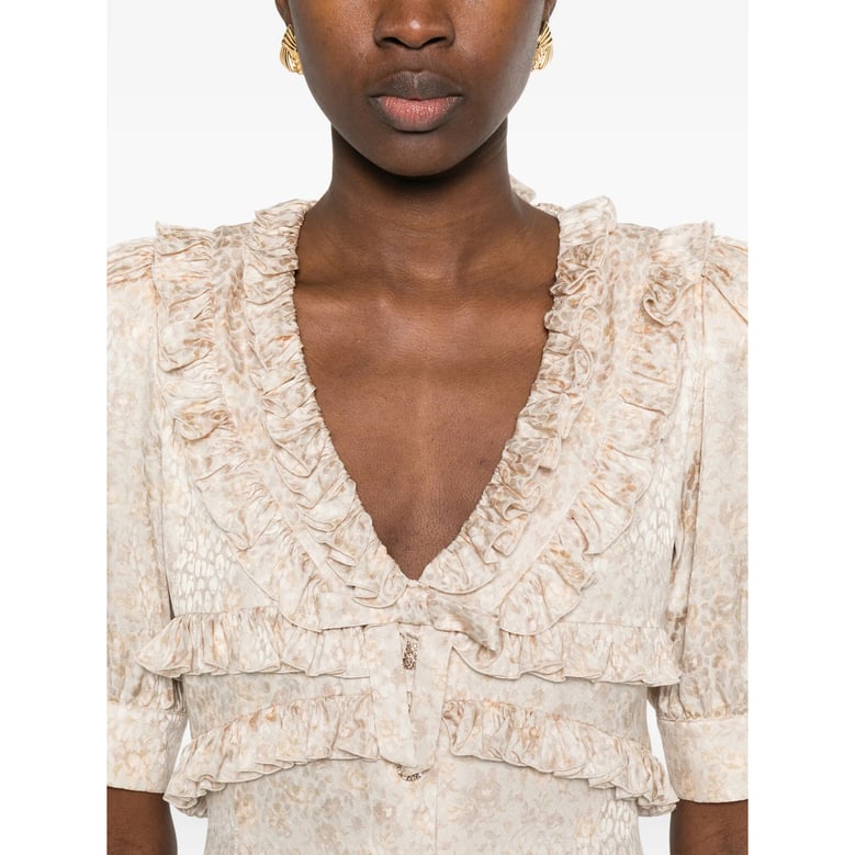 floral print v-neck dress by Selfnex