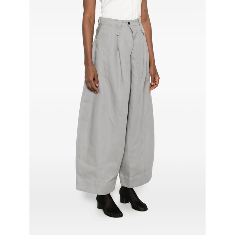trousers in grey by Selfnex