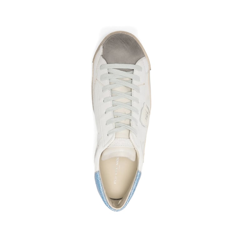 sneaker with cracked-effect heel by Selfnex