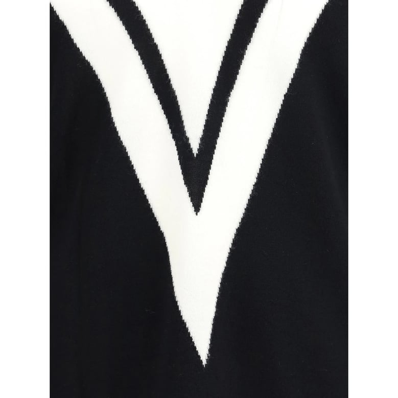 v-neck sweater black/white by Selfnex