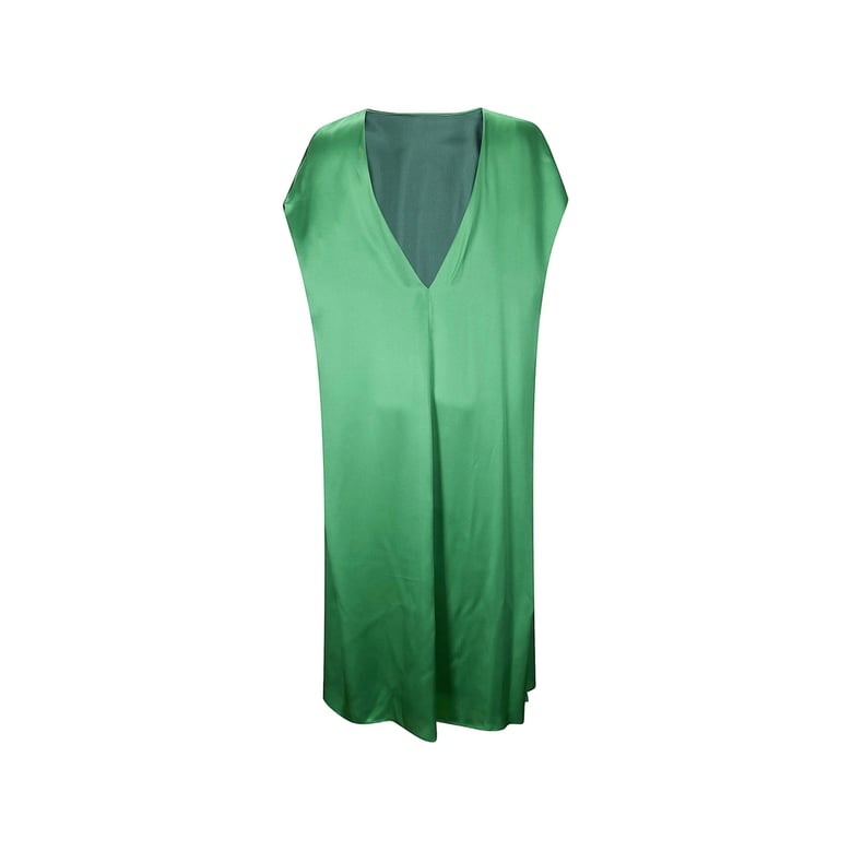 dress v-neck green by Selfnex