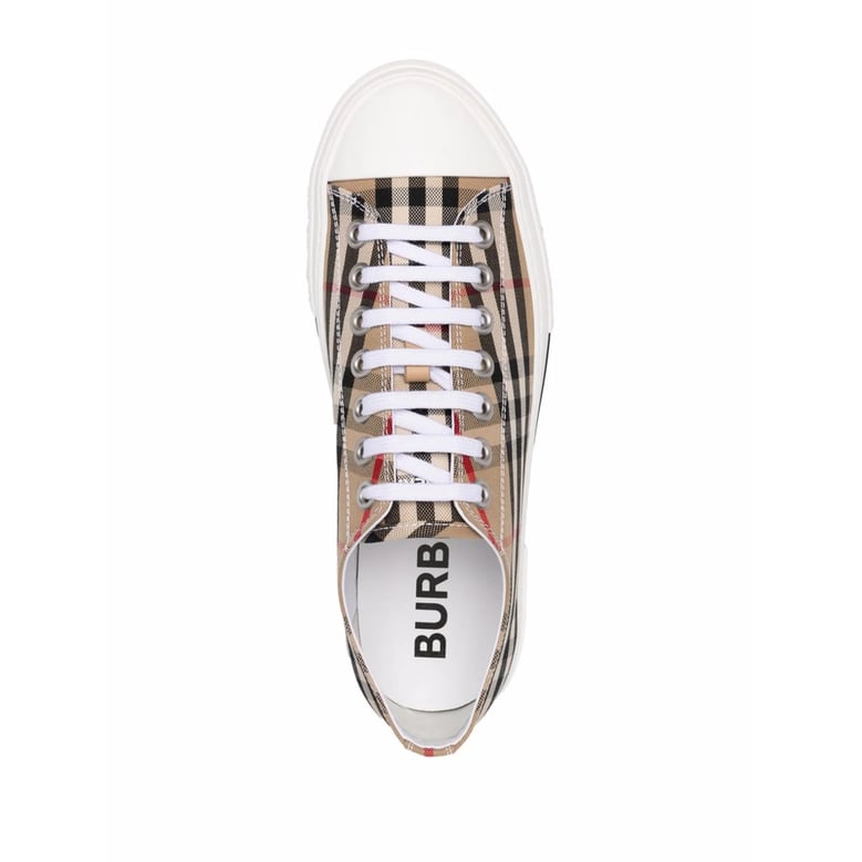 sneakers archive check by Selfnex