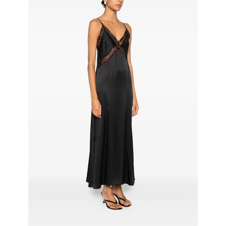 dress in black by Selfnex