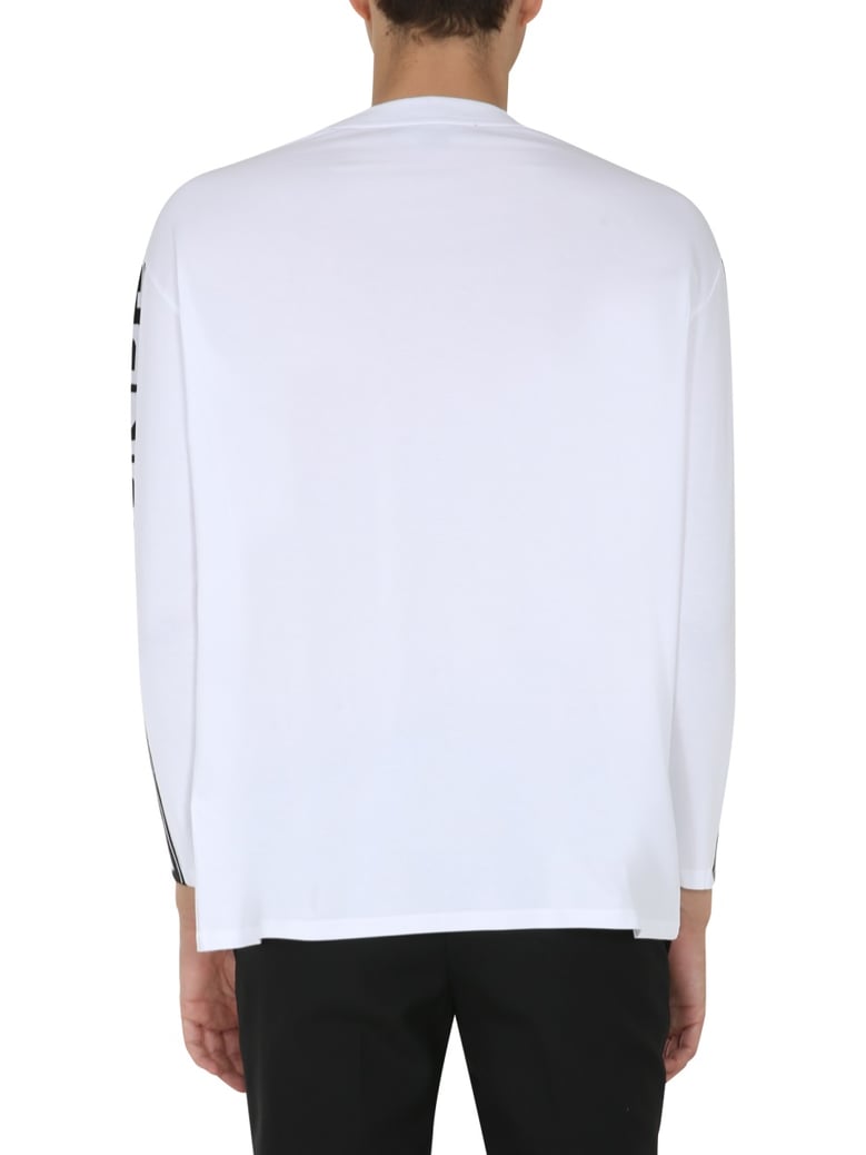 round neck t-shirt in white by Selfnex
