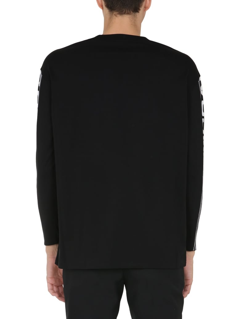 round neck black t-shirt by Selfnex