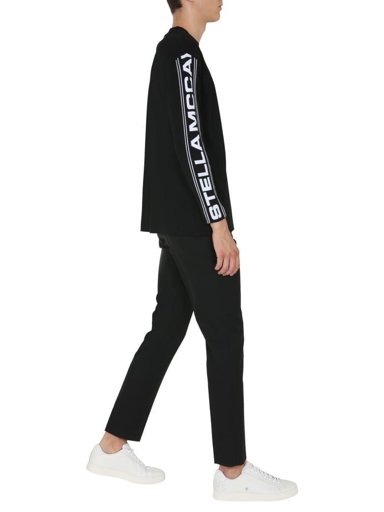 round neck black t-shirt by Selfnex