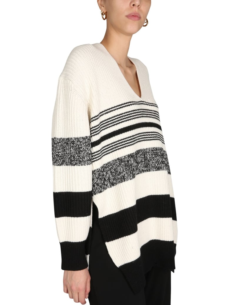 v-neck sweater with side slits by Selfnex