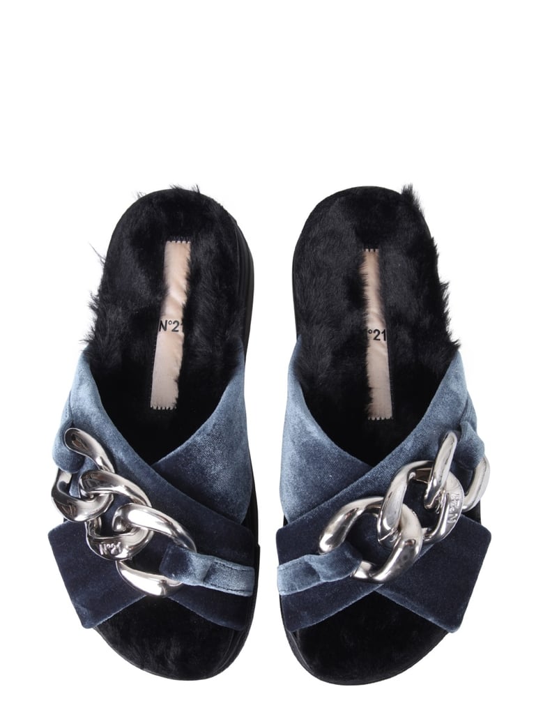 sandals with oversized chain by Selfnex