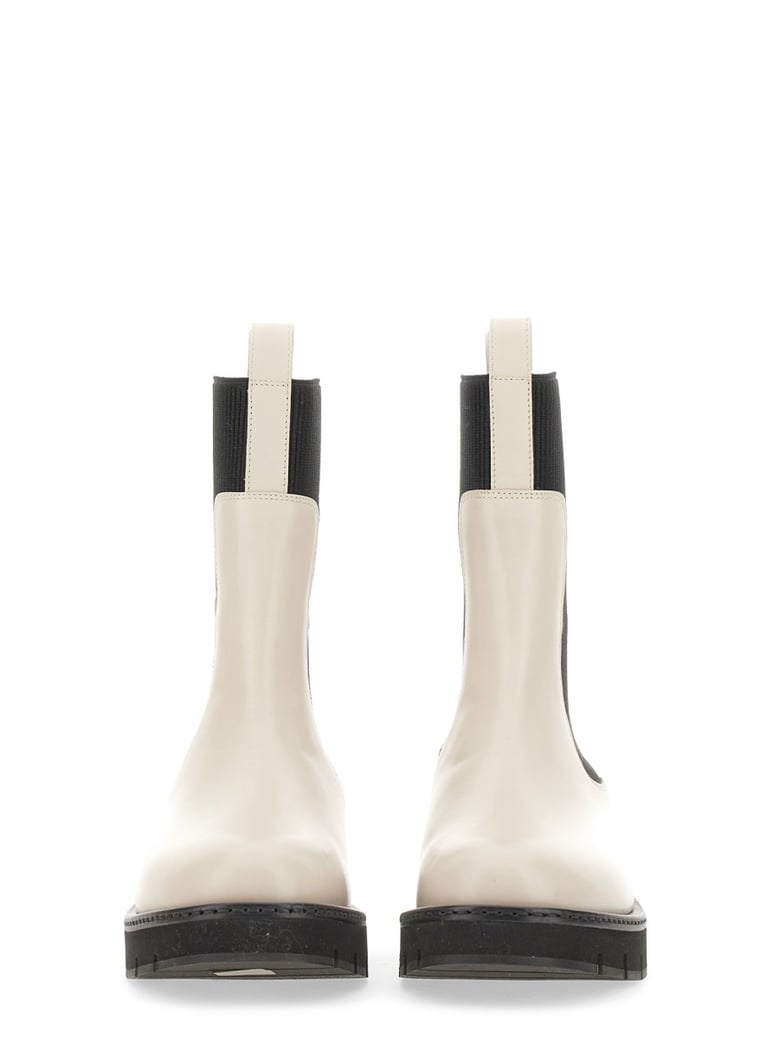 chelsea boot by Selfnex