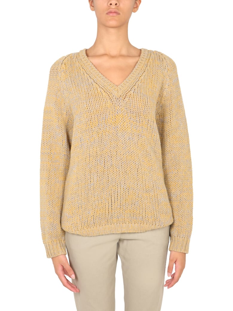 v-neck sweater by Selfnex