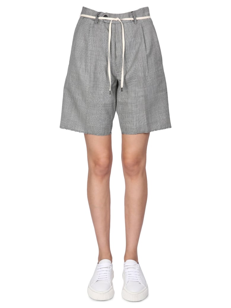 stretch flannel bermuda shorts by Selfnex