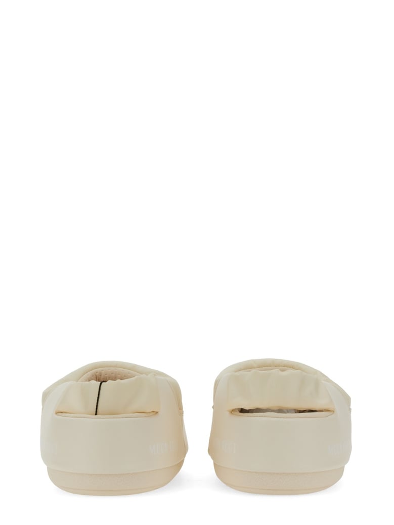 evolution sandal with non-slip sole by Selfnex