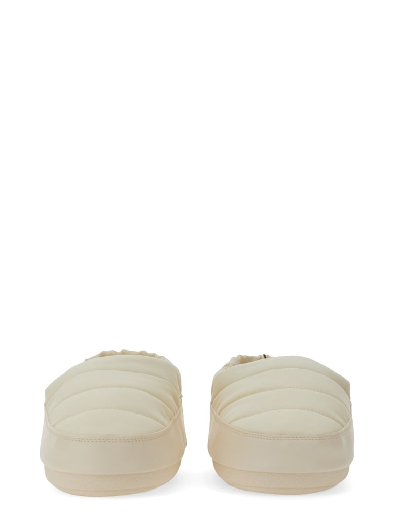 evolution sandal with non-slip sole by Selfnex