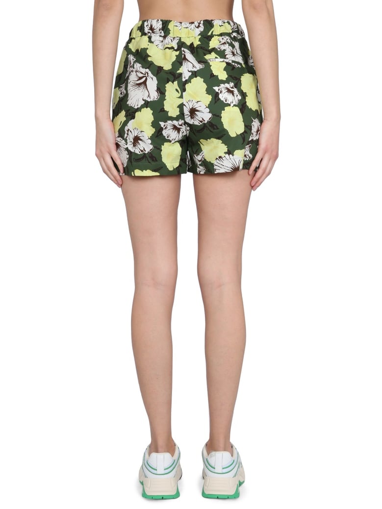 shorts with elastic waistband by Selfnex