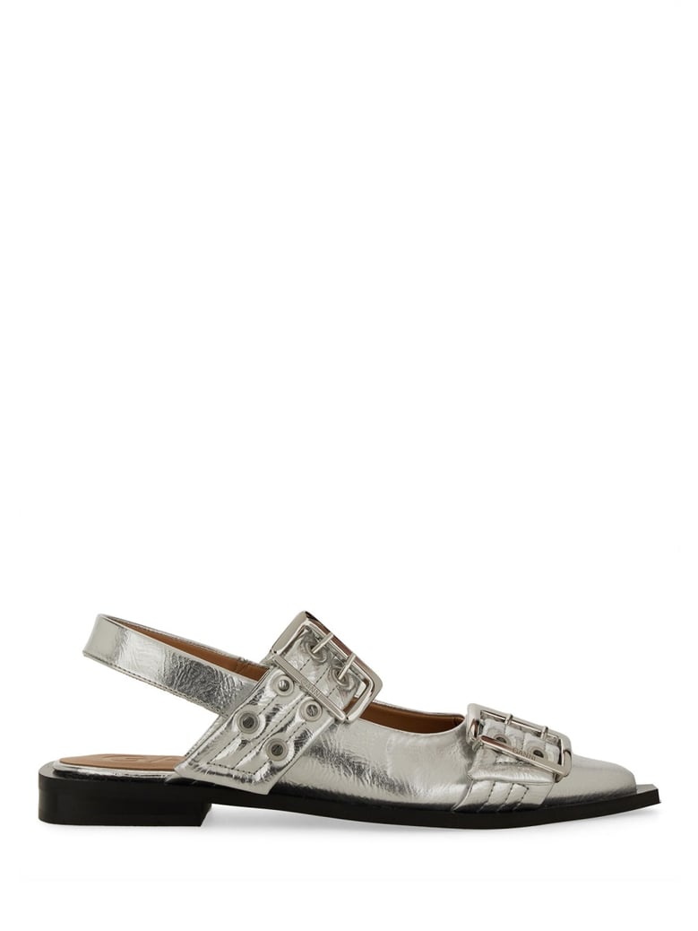 ballet flats with buckle detail by Selfnex