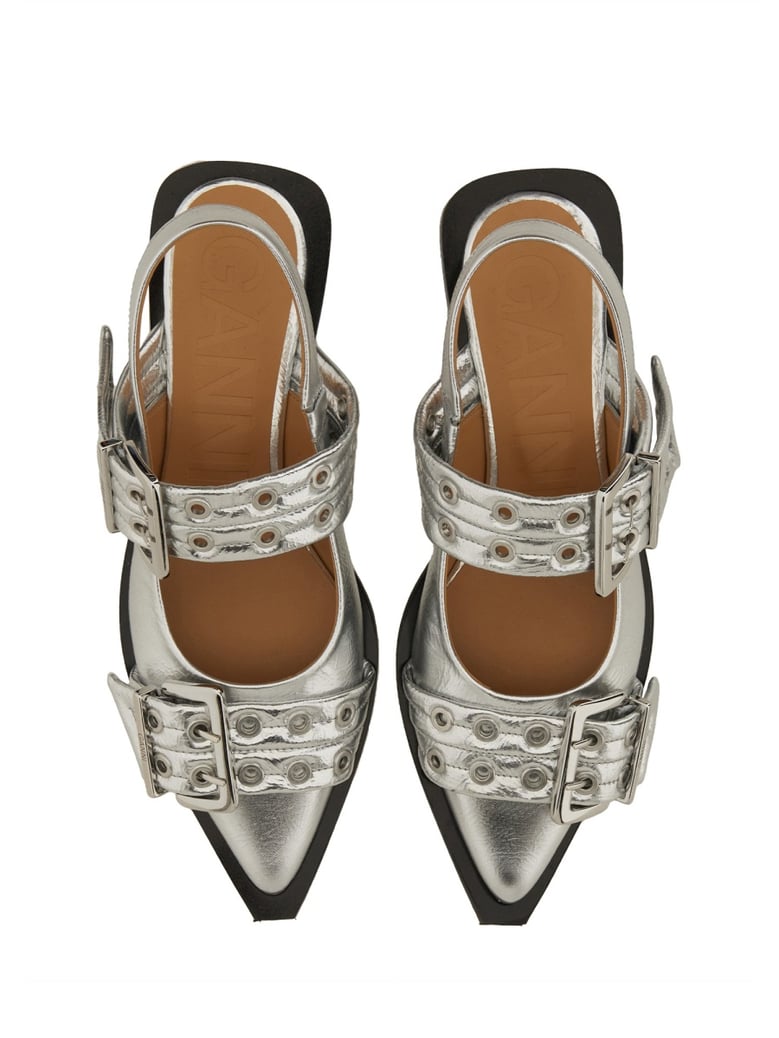 ballet flats with buckle detail by Selfnex