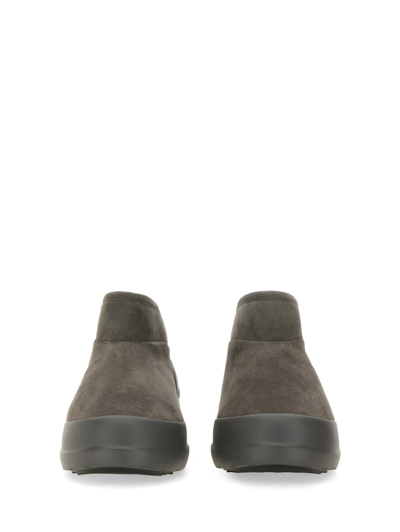 moon boot in charcoal by Selfnex